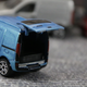 Illustration for article titled French Friday: Le Petit Camionnette Renaultem/emem/em
